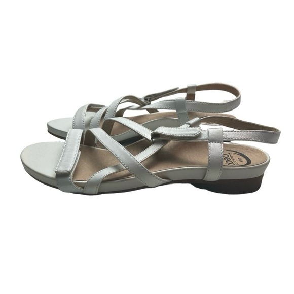 ABEO B.I.O. System Samantha White Strappy Sandal 7N - Picture 1 of 12